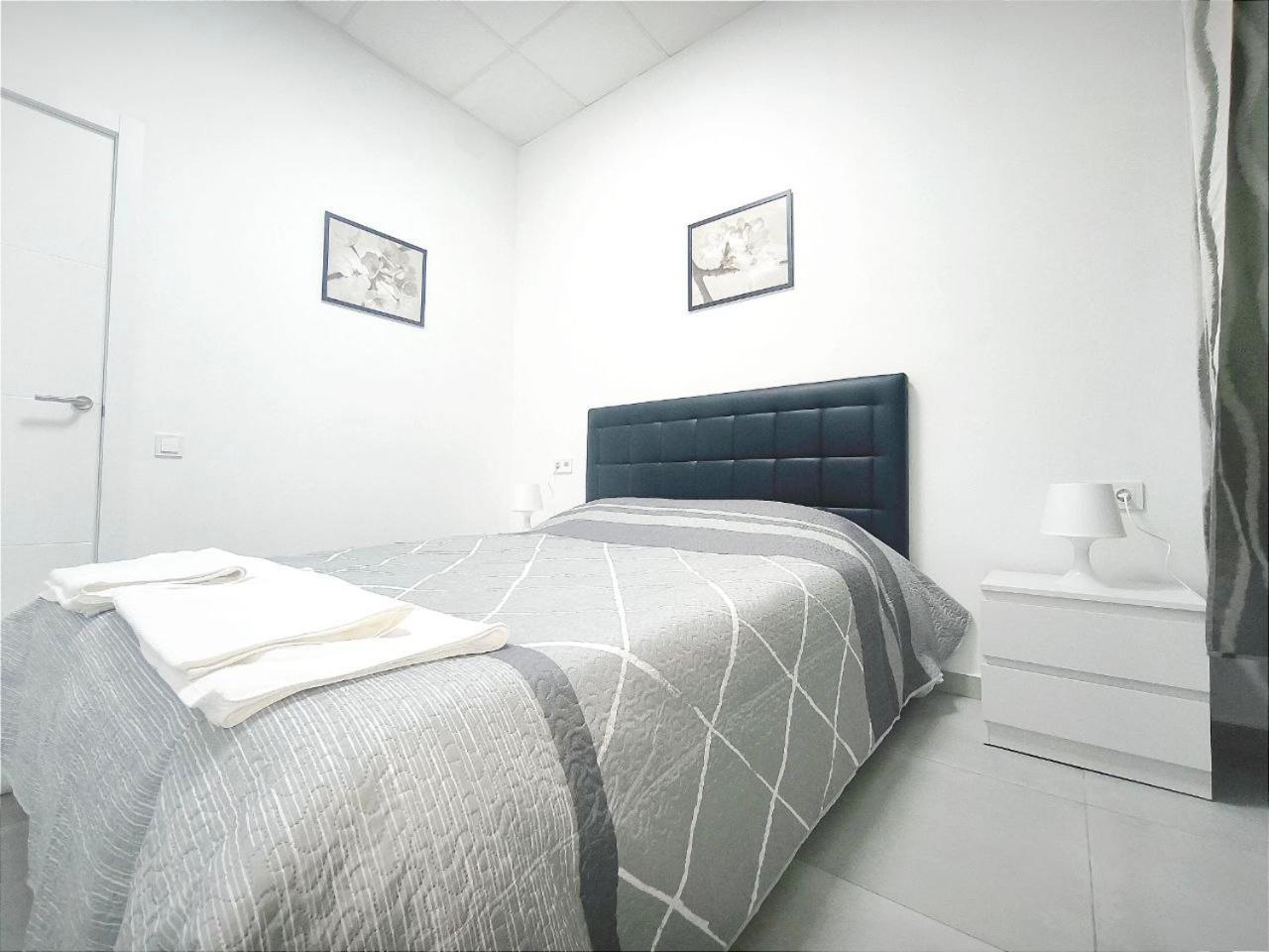 Apartamentos Sant Roc Валенсия Экстерьер фото